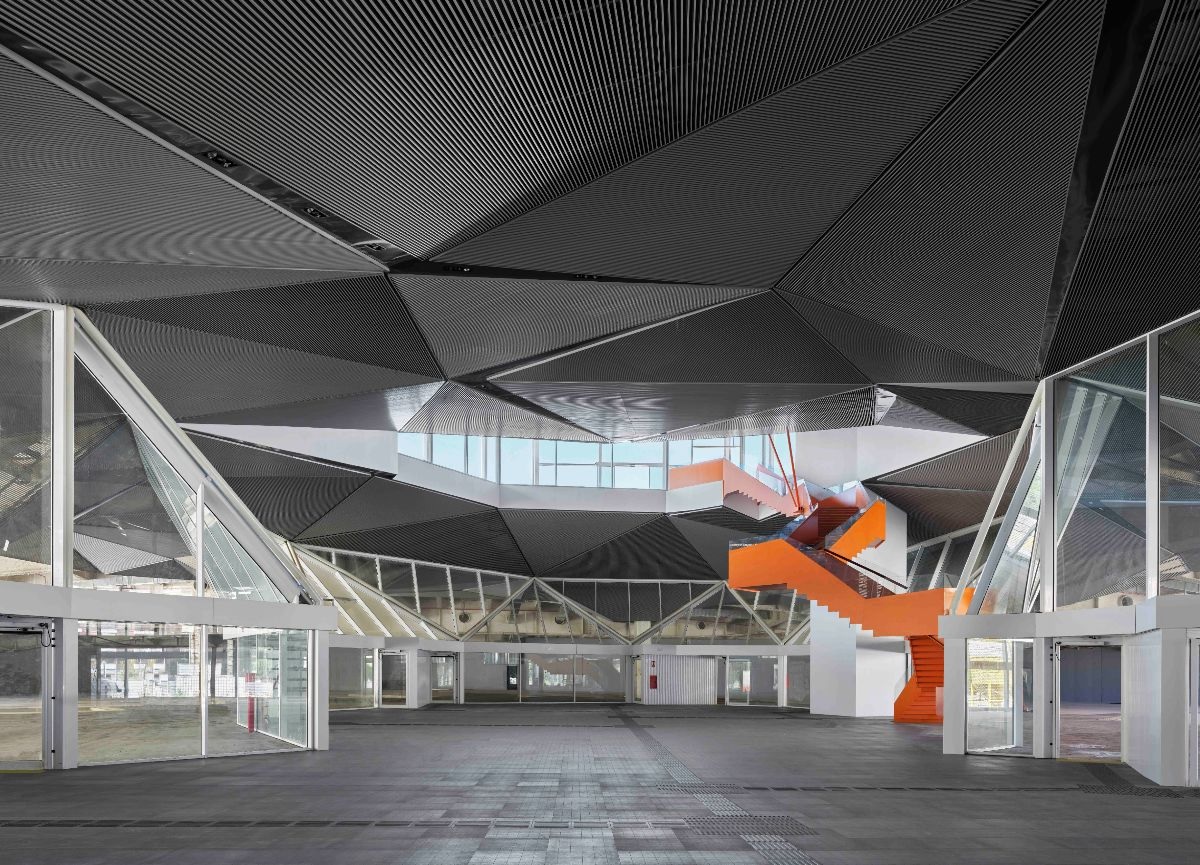 Sala de espera de la nueva Estación de Autobuses de Logroño, Jesús Rocandio 2020